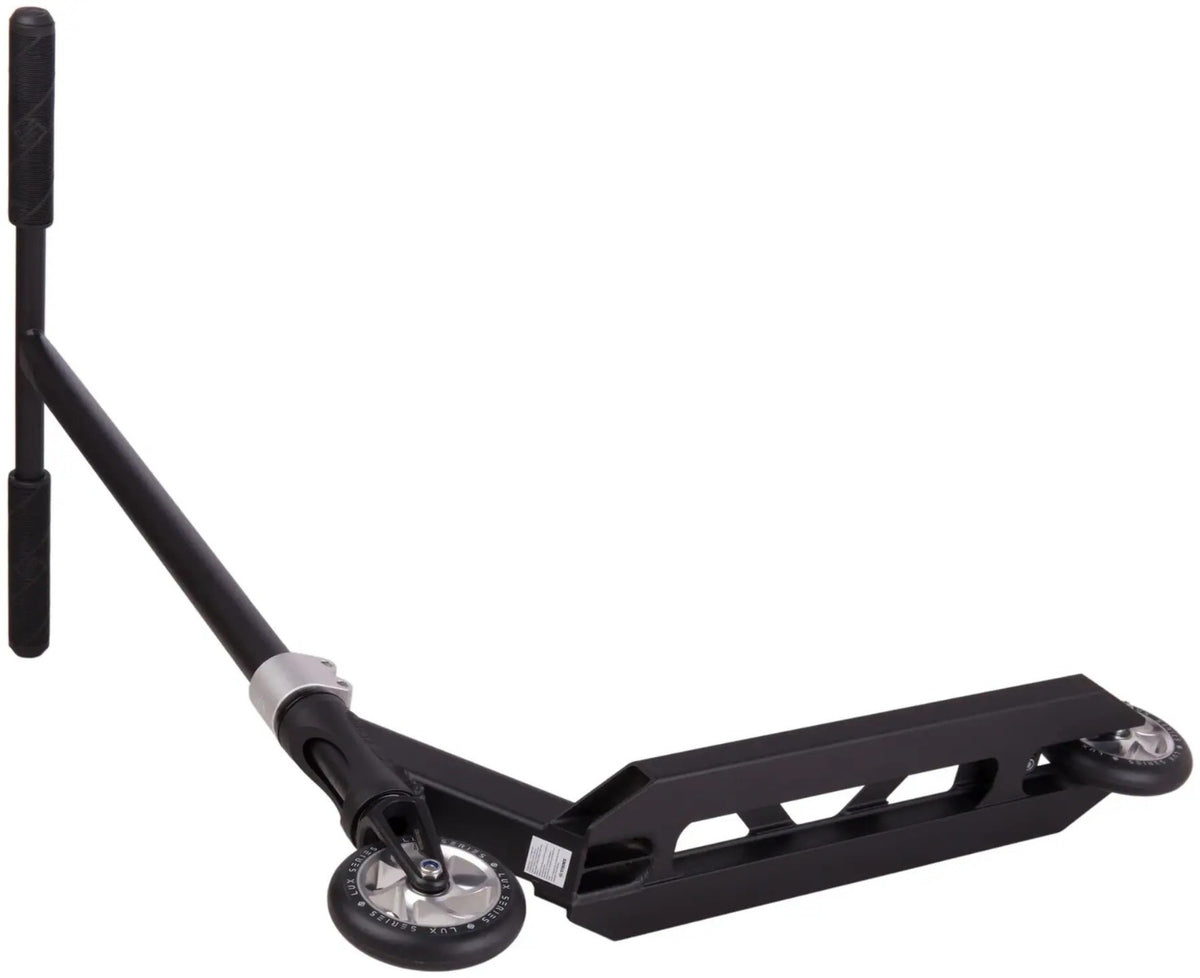 Freestyle koloběžka Striker Essential L Black Silver
